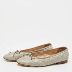 Pre Owned Chanel Grey Quilted Leather CC Bow Ballet Flats Size 37