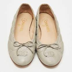 Pre Owned Chanel Grey Quilted Leather CC Bow Ballet Flats Size 37