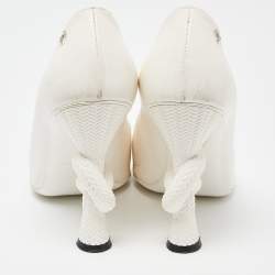 Pre Owned Chanel White/Black Leather Cap Toe Knot Heel Pumps Size 40