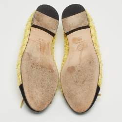 مملوكة مسبقًا Chanel Yellow/Black Tweed and CC Fabric Cap Toe Bow Ballet Flats Size 37