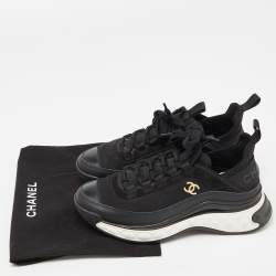 Pre Owned حذاء رياضي شانيل أ ربطة شعار CC قطيفة أسود مقاس 39