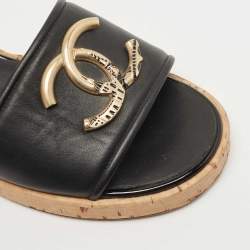 Pre Owned Chanel Black Leather CC Cork Slide Sandals Size 39