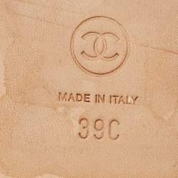 Pre Owned Chanel Black Leather CC Cork Slide Sandals Size 39