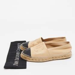 Chanel Beige/Black Leather CC Espadrille Flats Size 37