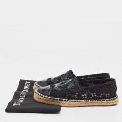 Chanel Black Lace and Patent Leather CC Espadrille Flats Size 37