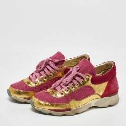 Pre Owned Chanel Pink/Gold Tweed and Leather CC Low Top Sneakers Size 35.5
