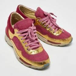 Pre Owned Chanel Pink/Gold Tweed and Leather CC Low Top Sneakers Size 35.5