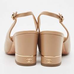 Pre Owned Chanel Brown/Cream Leather and Patent Cap Toe CC Slingback Pumps Size 36