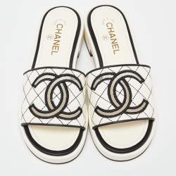 Chanel White/Black Quilted Leather CC Flat Slides Size 38