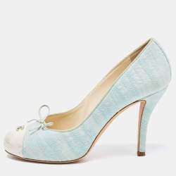 Pre Owned Chanel Pale Blue/White Canvas Bow CC Cap Toe Pumps Size 38.5
