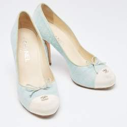 Pre Owned Chanel Pale Blue/White Canvas Bow CC Cap Toe Pumps Size 38.5