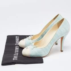 Pre Owned Chanel Pale Blue/White Canvas Bow CC Cap Toe Pumps Size 38.5