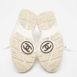 Pre Owned Chanel Two Tone Suede and Neoprene CC Low Top Sneakers Size 40