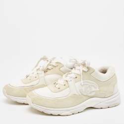 Pre Owned Chanel Two Tone Suede and Neoprene CC Low Top Sneakers Size 40