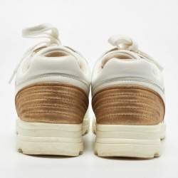 Pre Owned Chanel White/Gold Leather Interlocking CC Low Top Sneakers Size 39