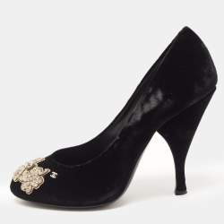 Pre Owned Chanel Black Velvet Embellished CC Pumps Size 37