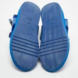 Pre Owned Chanel Blue Quilted Leather and Neoprene CC Ankle Strap Flat Sandals Size 39