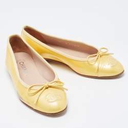 Chanel Yellow Patent Leather Bow CC Ballet Flats Size 36.5