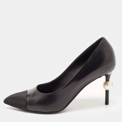 Pre Owned Chanel Black Leather and Fabric CC Faux Pearl Pumps Size 36.5