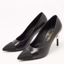 Pre Owned Chanel Black Leather and Fabric CC Faux Pearl Pumps Size 36.5