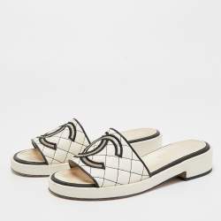 Chanel White/Black Quilted Leather CC Slide Sandals Size 38.5