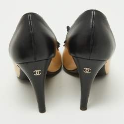 Pre Owned Chanel Beige/Black Leather Bow Cap Toe Pumps Size 40