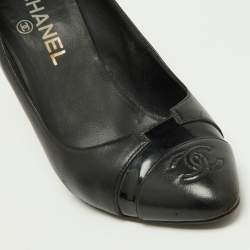 Chanel Black/Gold Patent and Leather CC Cap Toe Pumps Size 39.5