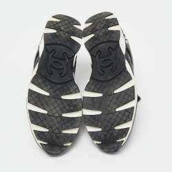 Pre Owned Chanel Black Leather CC Logo Low Top Sneakers Size 38.5
