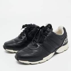 Pre Owned Chanel Black Leather CC Logo Low Top Sneakers Size 38.5