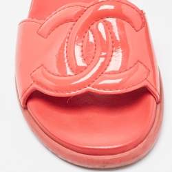 Chanel Red Patent Leather CC Slides Size 37