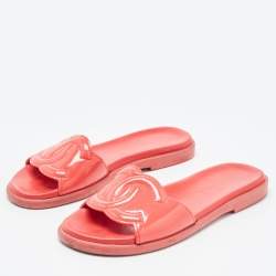 Chanel Red Patent Leather CC Slides Size 37