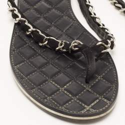 Pre Owned Chanel Black Suede Chain Detail Thong Flat Slides Size 37.5