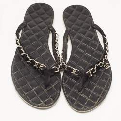 Pre Owned Chanel Black Suede Chain Detail Thong Flat Slides Size 37.5