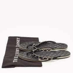 Pre Owned Chanel Black Suede Chain Detail Thong Flat Slides Size 37.5