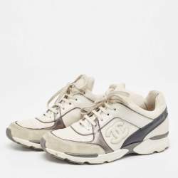 Pre Owned Chanel White/Grey Fabric and Suede CC Low Top Sneakers Size 40.5