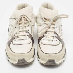 Pre Owned Chanel White/Grey Fabric and Suede CC Low Top Sneakers Size 40.5