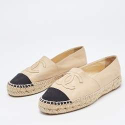 Chanel Beige/Black Canvas and Leather CC Ballet Flats Size 37