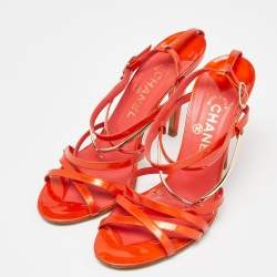 Chanel Coral Orange Patent Leather and Gold Metal Logo Strappy Slides Size 40