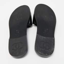 Pre Owned Chanel Black Patent Leather CC Flat Slides Size 37