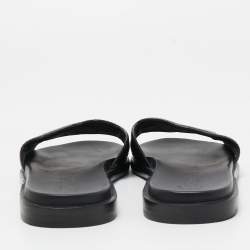 Pre Owned Chanel Black Patent Leather CC Flat Slides Size 37