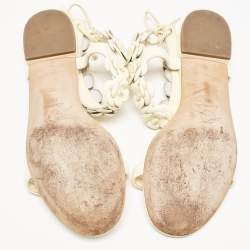 Chanel Cream Leather Camellia Flat Slides Size 38.5