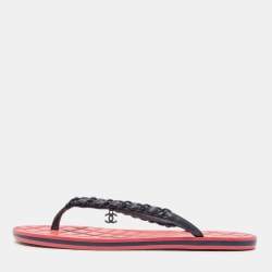 Pre Owned Chanel Navy Blue Leather Interlocking CC Logo Flip Flops Size 37.5