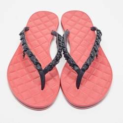 Pre Owned Chanel Navy Blue Leather Interlocking CC Logo Flip Flops Size 37.5