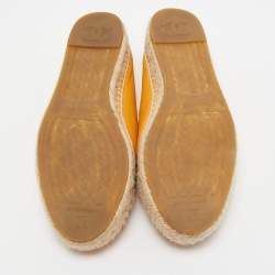 Pre Owned Chanel Yellow Leather CC Espadrille Flats Size 37