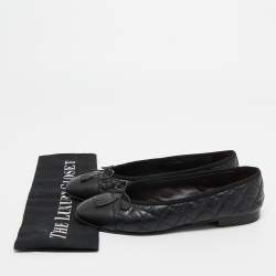 Pre Owned Chanel Black Leather CC Ballet Flats Size 37.5