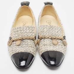 Pre Owned Chanel Beige/Black Tweed and Patent Chain-Link Loafers Size 37.5