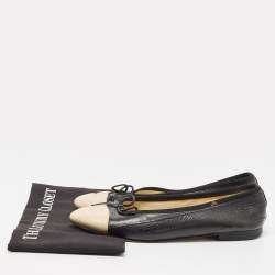Pre Owned Chanel Black/Beige Eel Leather CC Bow Cap Toe Ballet Flats Size 40.5
