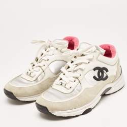Pre Owned Chanel White/Black Suede and Leather CC Low Top Sneakers Size 36