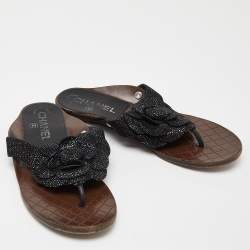 Pre Owned Chanel Black Metallic Suede Camellia Thong Sandals Size 35