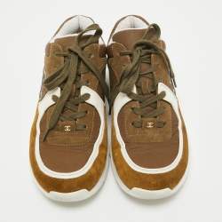 مملوكة مسبقًا Chanel Two Tone Fabric and Suede CC Sneakers Size 40